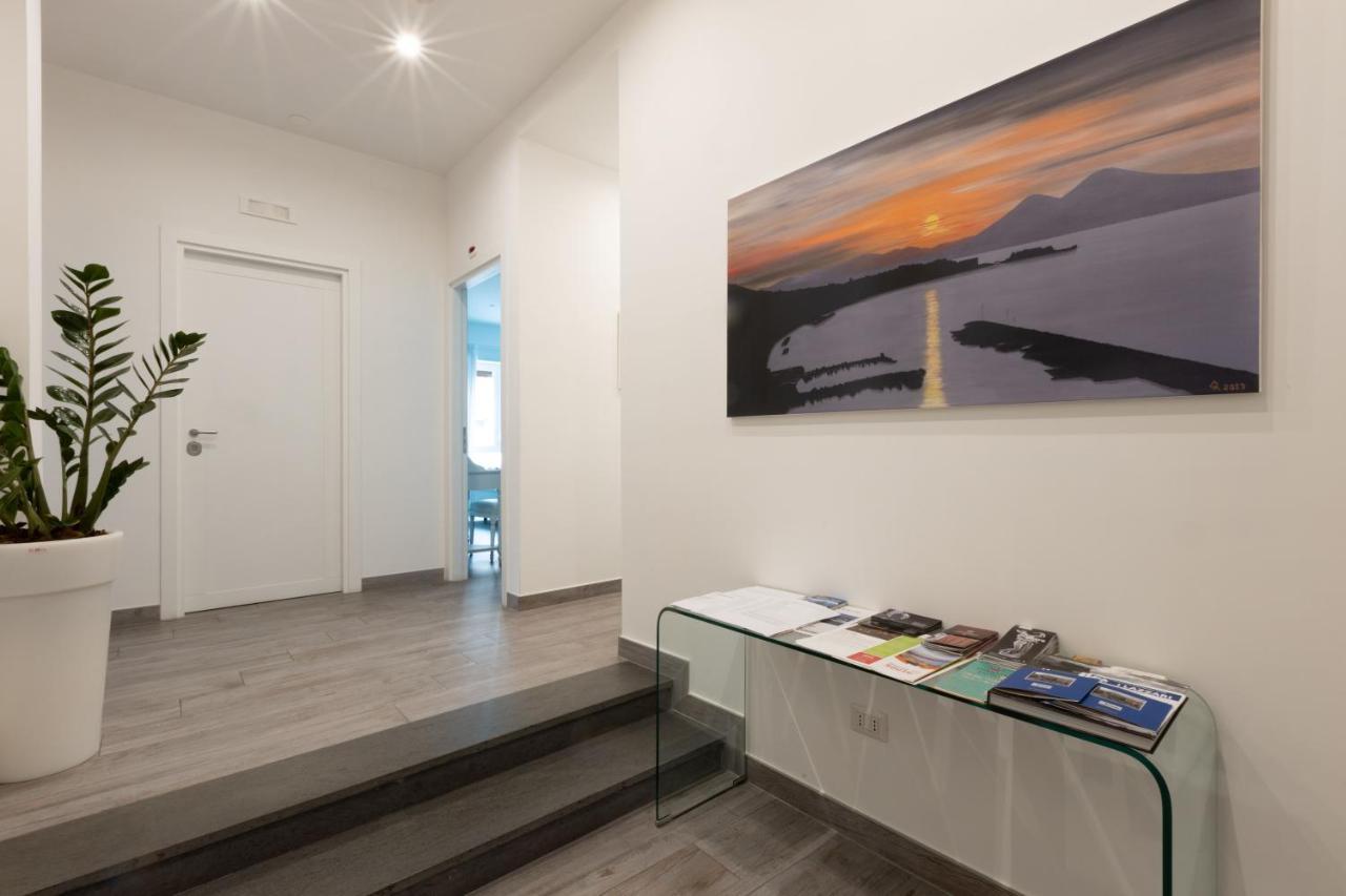 Suite Napoletana Naples Exterior photo